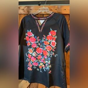 Black Floral  V-Neck Women's Top